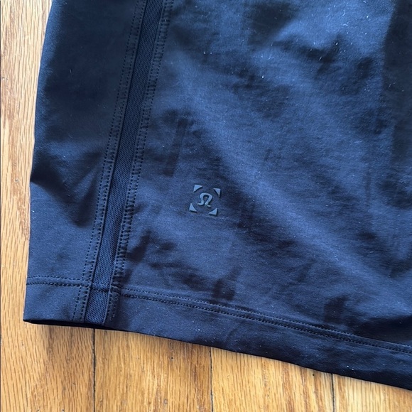 Lululemon sz XL Pace Breaker Out Of Mind Liner 9" Black Shorts great condition - Picture 6 of 13